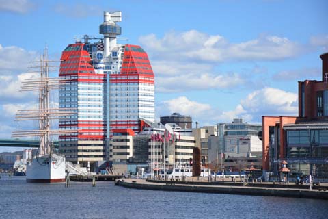 Lilla Bommen und die Barke Viking in G&ouml;teborg